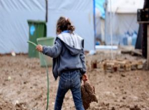 Mülteci kampından yürek parçalayan fotoğraflar