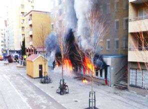 Türkiye’de özgürlük Batı'da faşizm artıyor