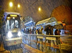 Meteoroloji'nin uyardığı kar yağışı başladı!