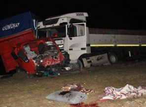 Niğde'de kaza: 1 ölü 2 yaralı