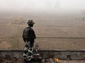 Pakistan ve Hindistan arasında sınır çatışmaları