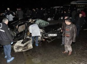 Ankara'da buzlanma kaza getirdi