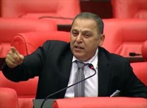 CHP’li vekil kaza geçirdi