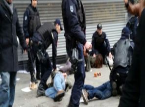 Diyarbakır’da bildiri dağıtan 20 kişiye gözaltı