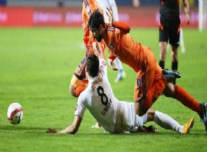 Can Arat, yeni takımıyla imzaladı