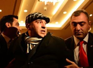 Kılıçdaroğlu'na ayakkabılı saldırıda bulunan kişi serbest