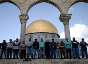 Mescid-i Aksa’da olaysız cuma