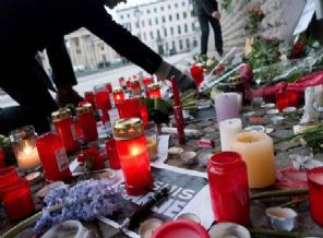 Öldürülen polis saldırının simgesi oldu