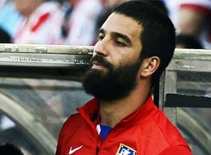 Arda, hocasını sona attı!