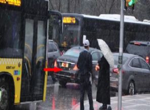 Cumhurbaşkanı Erdoğan da trafiğe takıldı