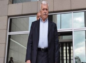 Gülerce'den cemaate gönderme!