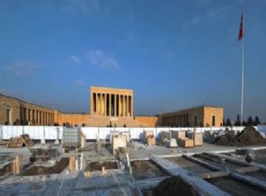 Anıtkabir 61 yıl sonra yenileniyor