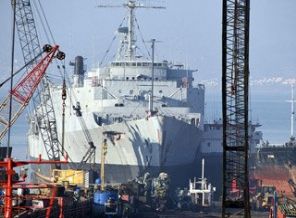 Avrupa'nın donanma gemileri Aliağa'da sökülecek