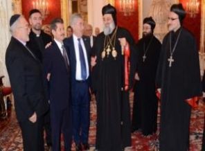 Fischer: Özgürlük dine hakaret değildir