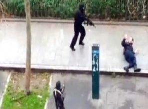 Paris saldırganlarının üzerinden çıkanlar