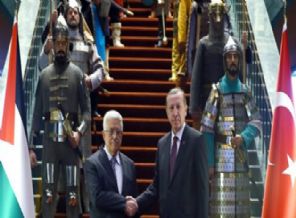 Saray'dan 'Askerli tören' açıklaması