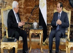 Abbas, darbeci Sisi ile buluştu