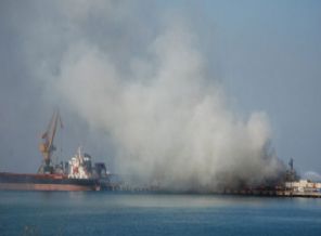 Akdeniz'de gemi yangını!