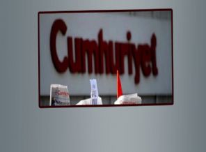 ''Cumhuriyet çamur salyanı ümmete sıçratma!!''