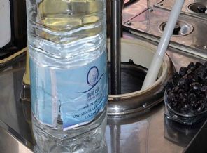 'Zemzem suyu satılmamalı'