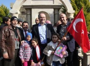 TİKA Başkanı Lübnan'da mültecileri ziyaret etti