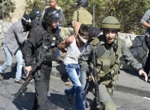 İsrail 17 Filistinliyi gözaltına aldı