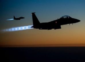 Koalisyon güçleri Nusra Cephesi'ni vurdu