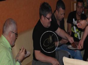 Hakimin giydiği tişört olay oldu!