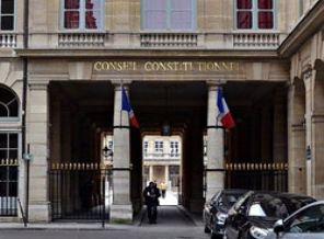 Paris'teki saldırılarla ilgili 4 kişi mahkemeye sevk edildi