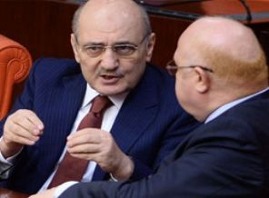 TBMM'deki tarihi oturum başladı