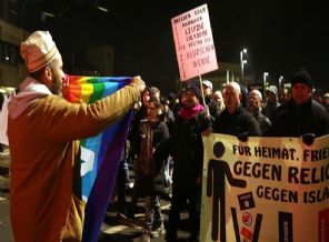 Almanya'da gergin gece