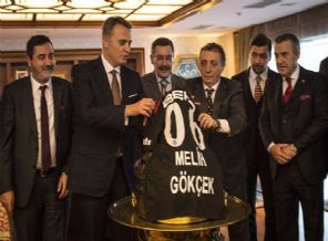 Melih Gökçek’ten Fikret Orman’a sürpriz teklif