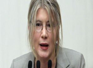 Emine Ülker Tarhan: İncindim ve üzüldüm