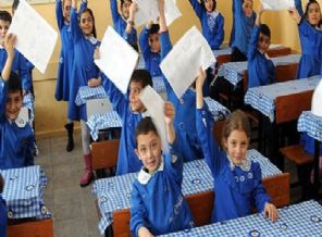 20 TL ödeyemeyen öğrencilere karne vermediler!