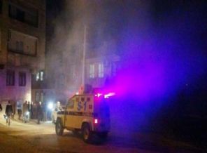 Belediye ve AK Parti binasına saldırı