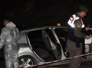 Otomobilde çifte infaz