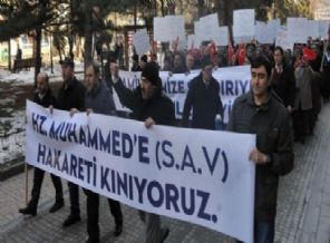 Eskişehir'de Peygamber'e saygı yürüyüşü