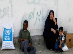 UNRWA Gazze'ye yardımı durdurdu