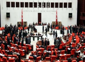 Meclis'te 'Ebeler' kavgası