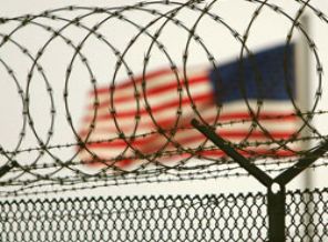 ABD'ye Guantanamo eleştirisi