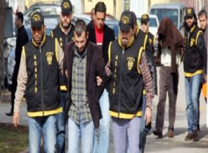 Belediye binasına ateş açan kişiler tutuklandı