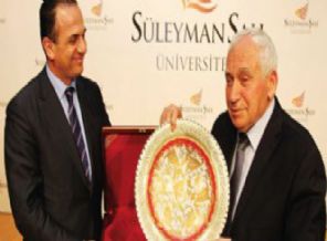 İlk cumhurbaşkanı hayatını kaybetti