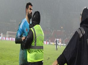 Volkan Demirel'e vatan haini dediler