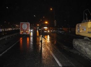 E-5 Karayolu çöktü