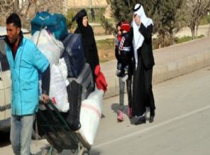 250'ye yakın Suriyeli ülkelerine döndü