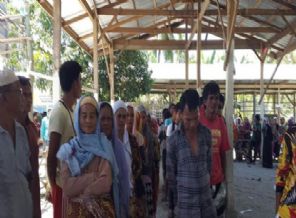 Moro’da evlerini terk eden 700 aileye gıda yardımı