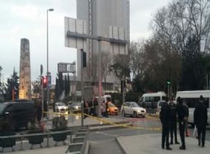 Taksim'de bomba alarmı