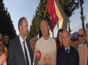 Başörtü karşıtı profesöre bir dava daha