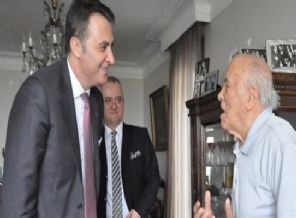 Beşiktaş'ın eski başkanı hayatını kaybetti