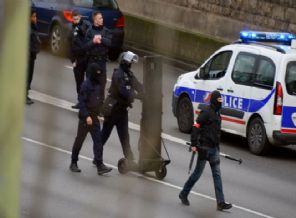 Paris saldırıları sonrası şaşırtan yasak!